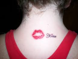 kiss lips tattoo