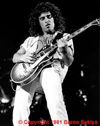 Neal Schon (with the fro)