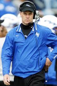07.27.08 Coach Calhoun stops