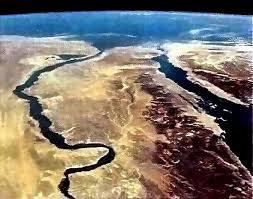 نهر النيل فى افريقيـــا معلومات وصور Nile-from-space