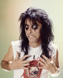 Alice Cooper isnt a huge fan
