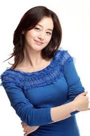 http://t3.gstatic.com/images?q=tbn:Jz5vkXo5naWuMM:http://saigontimesusa.com/bai/dienanhachau/images/KimTaeHee1081.jpg