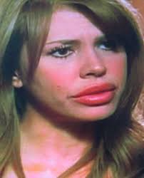 Nikki Cox,