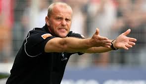 http://t3.gstatic.com/images?q=tbn:RzerARf6BGT-qM:http://www.spox.com/de/sport/fussball/bundesliga/0908/Bilder/ma-thomas-schaaf-werder-bremen.jpg