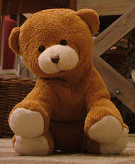 Loja Artigos P/ Presentes 190px-Nalle_-_a_small_brown_teddy_bear