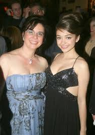 Sarah Hyland and her mother,
