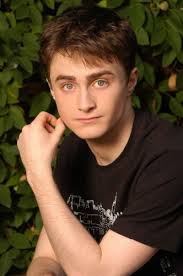 هاري بوتر Daniel-Radcliffe-harry-potter-premiere