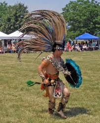 aztec indians clothing