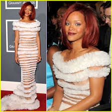 Rihanna - Grammys 2011 Red