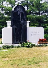 Derek Smiths grave