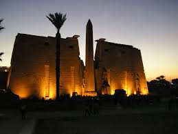 الاقصر تراث الصعيد Luxor%2520Temple%2520and%2520Obelisk%2520at%2520Sunset