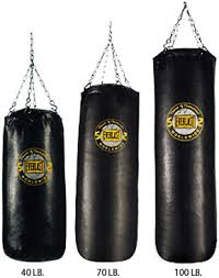 نقاط الضعف - كيف تعرف نقاط ضعف خصمك ؟؟ Training-gear-punching-bags-hanging-bags-heavy-a-everlast-nevatear
