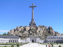 El Valle de los Caídos y su gran cruz