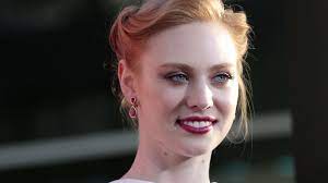 Deborah ann woll celebritybelly jpg 300x1600 Deborah ann woll