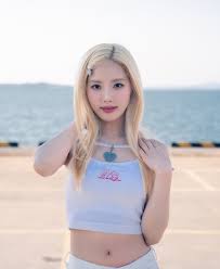 fromis9 idolfap.com|Chaeyoung