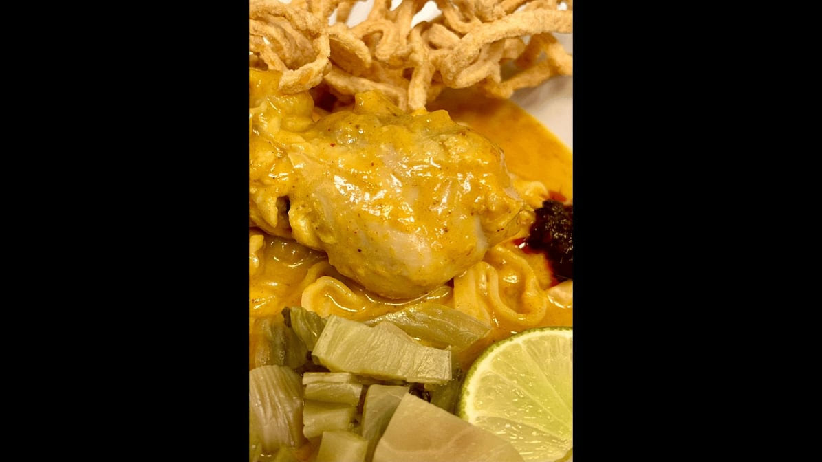 Thai Yani Kitchen. (University Fair Food Co.) by null