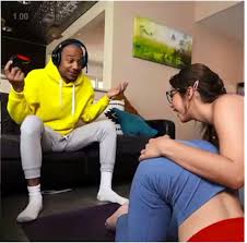 Vm vneyyahkwn whats her name brazzers porn jpg x Name that brazzers