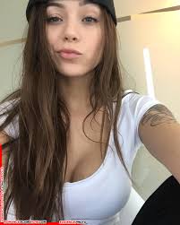 Melanie pavola hot sex straight influencer onlyfans pornstar photo porn jpg x Melanie pavola
