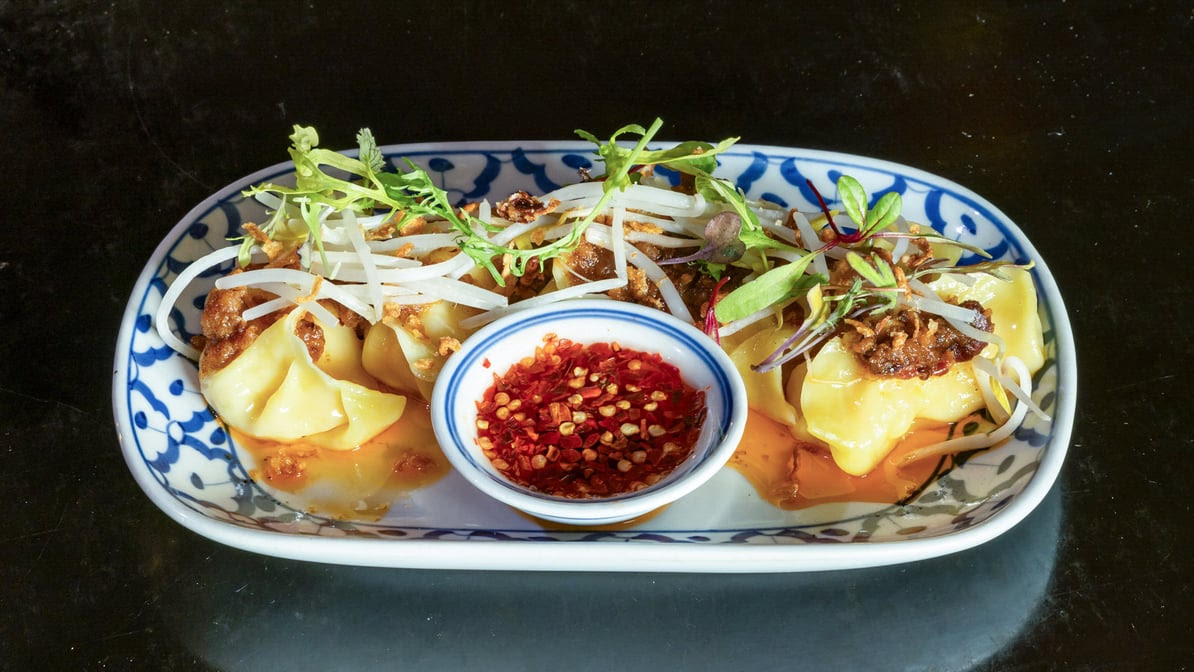 Lucky Chan's Laundry & Noodle Bar by null