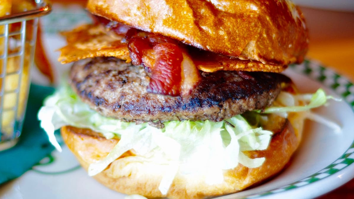 Barney's Beanery by null