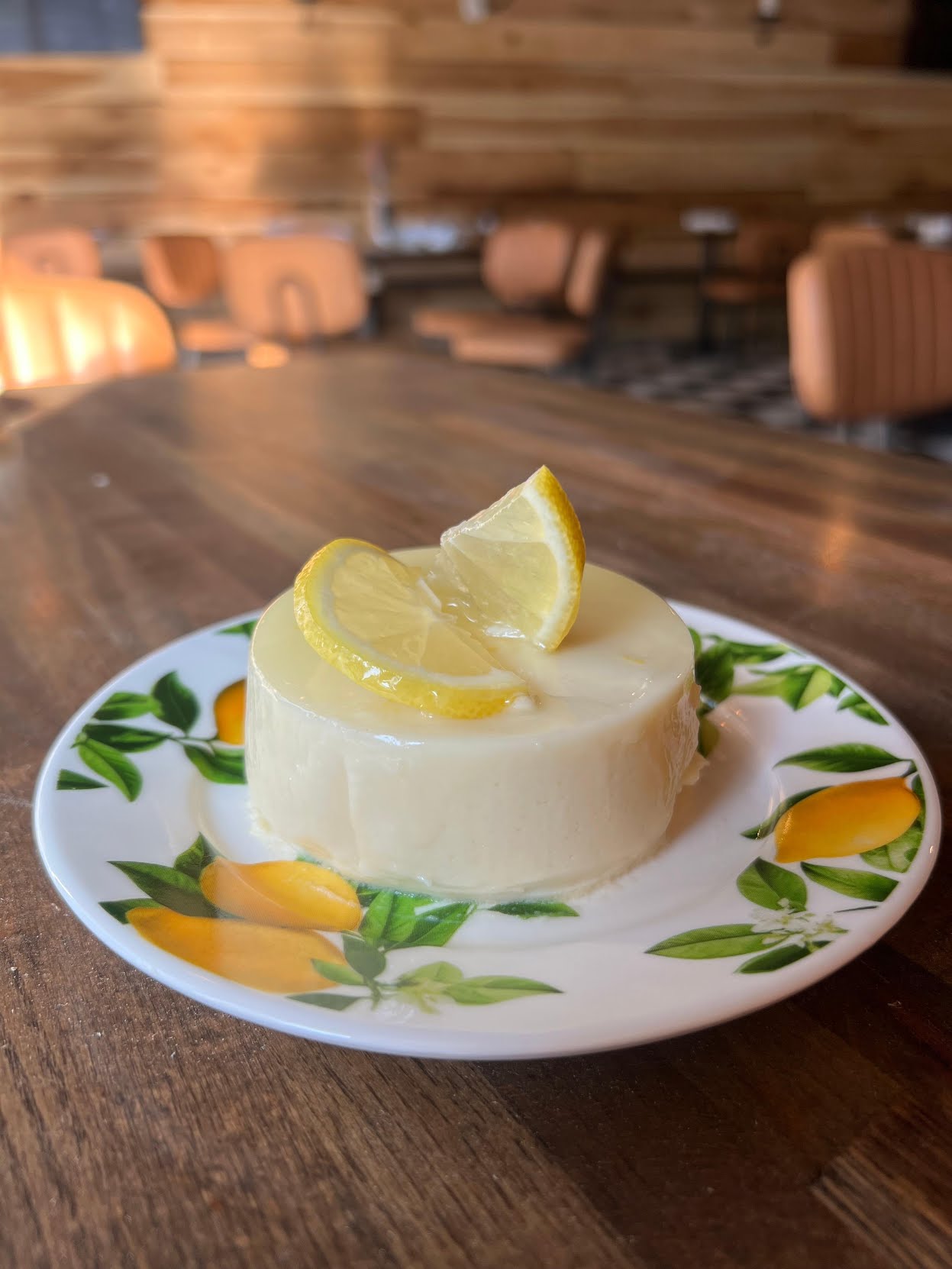 Nettie's Tavern by null