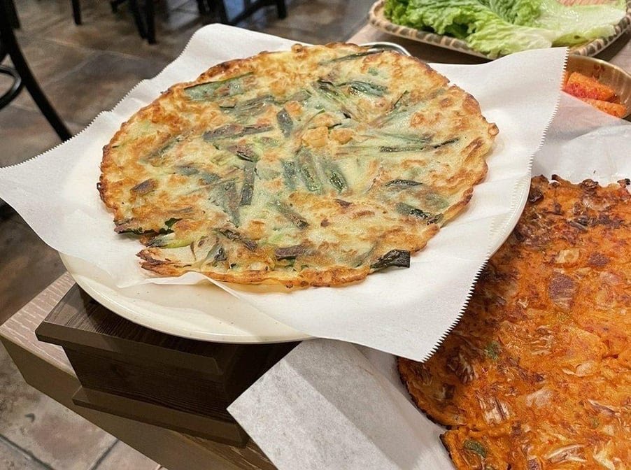 ChungChun Jokbal, 청춘족발 by null