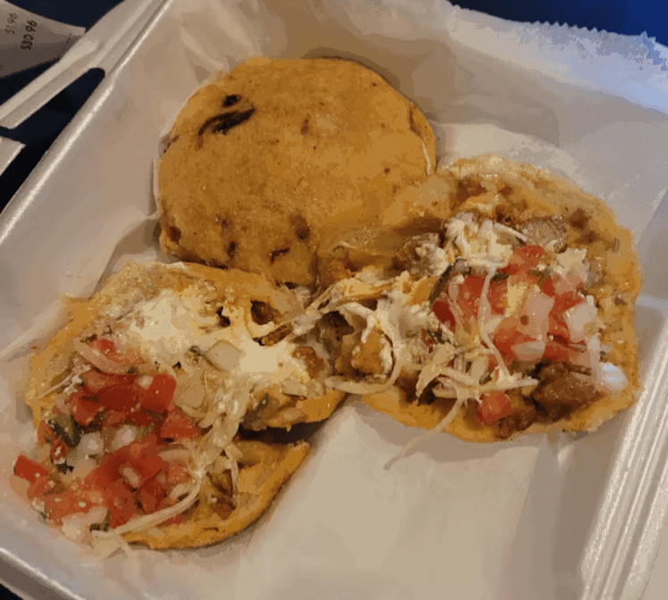 Taqueria Y Antojitos El Chido by null