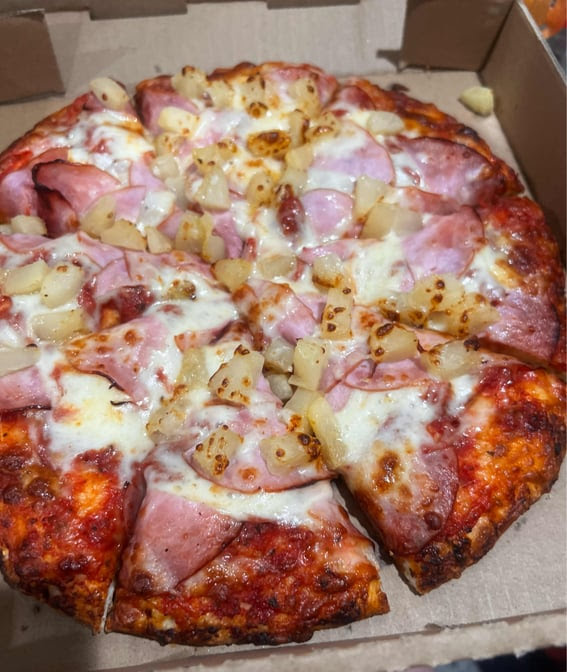 Mr Singh's Curry Pizza by null