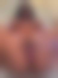 milf lips pussy|Mature MILF with Big Boobs Masturbates Her Big Pussy Lips on a Public Beach  - 無料ポルノビデオ YouPorn