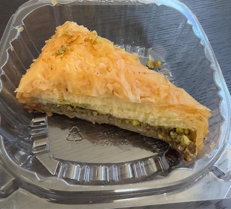 Greens N Grills by null