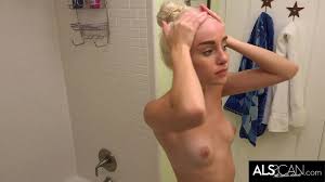 ▷ serena avery in shower masturbation photo porn pros jpg x Shower masturbation