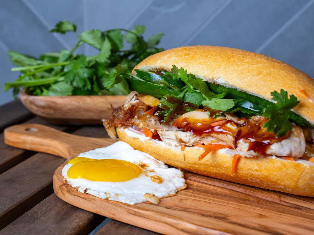 Co May Bistro by null