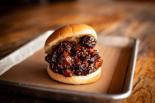 4 Rivers Smokehouse by null
