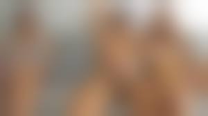 wife cumshot|Wife gets 30 cumshots at the public bar - 無料ポルノビデオ YouPorn