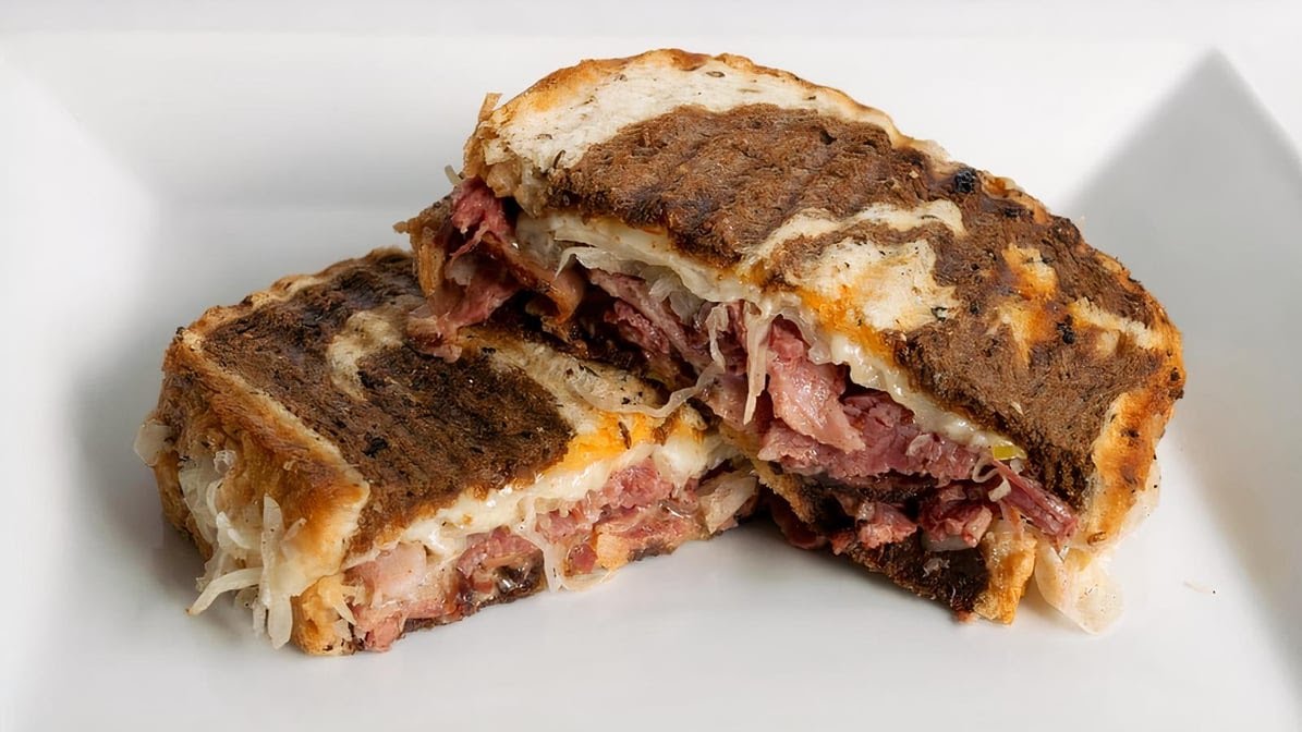 Kelly's Market & Deli by null