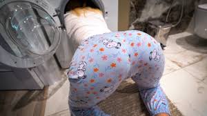 Stuck in a washing machine pose pack for daz content oomphy jpg x Stuck in washing machine