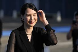 奥様　写真|ゴージャス奥様たちのなかで引けを取らない美しさ」ドジャース奥様会で真美子夫人が控えめながら存在感  SNS沸く「立ち位置、真美子さんらしい」「久々の参加？」：「おっ！」でつながる地元密着のスポーツ応援メディア 西スポWEB OTTO!