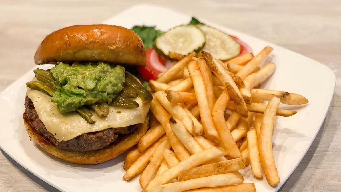 Lakeside Bar and Grill by null