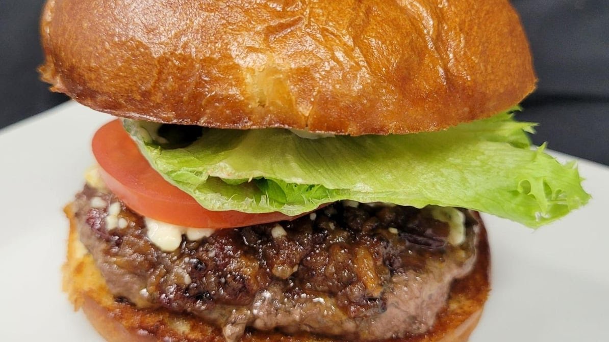 Eddie's Kitchen & Tavern by null