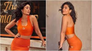 Kareena kapoor janhvi kapoor react jpg x Kareena kapoor