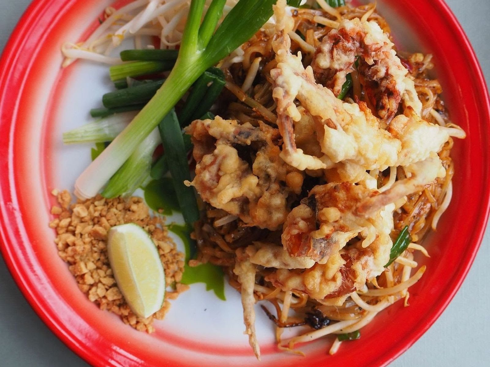 Thaprachan Thai by null