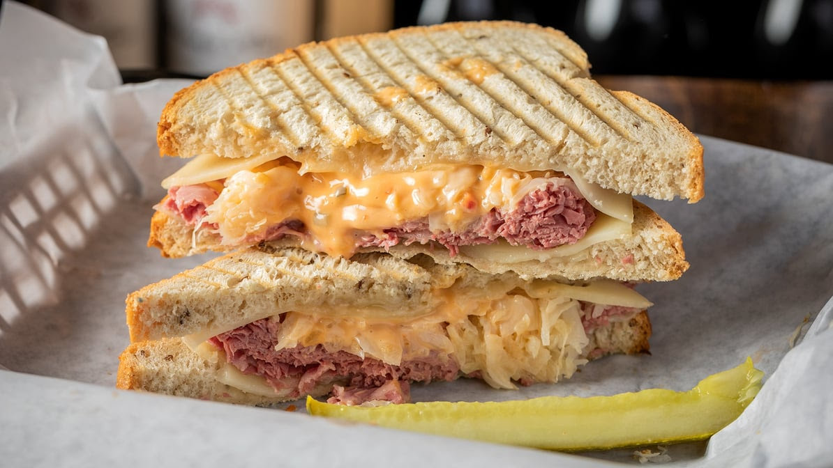 NORTH BUENA DELI (UPTOWN) by null