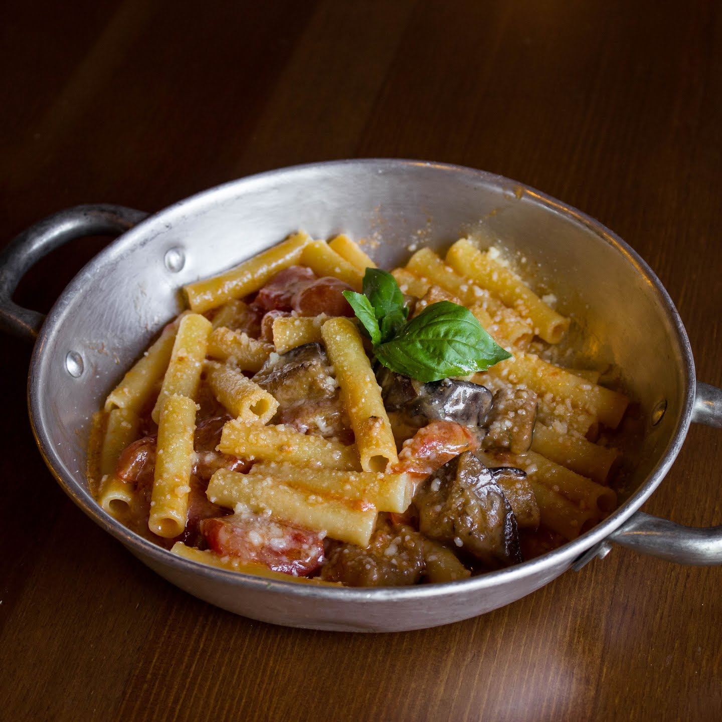 Mama Eat Roma by null