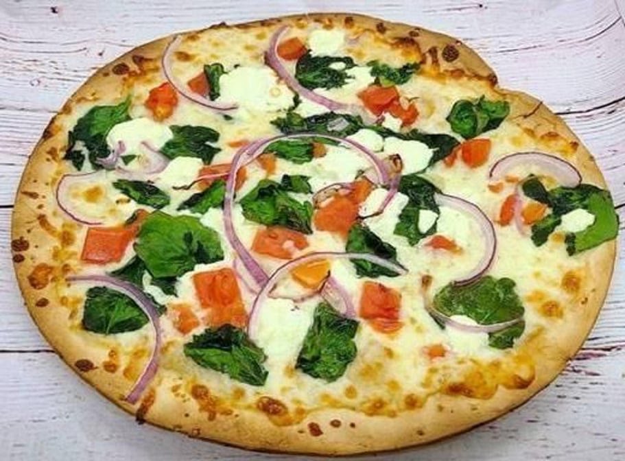 Selma's Chicago Pizzeria & Tap Room by null