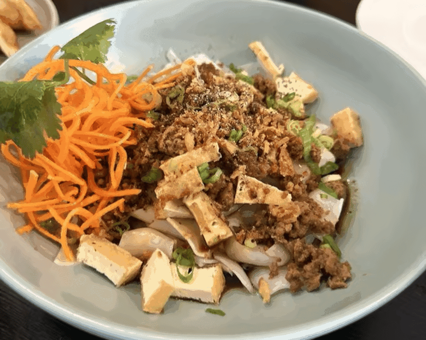 Kin Sen Thai by null