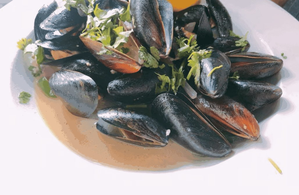 DuPont Italian Kitchen by null