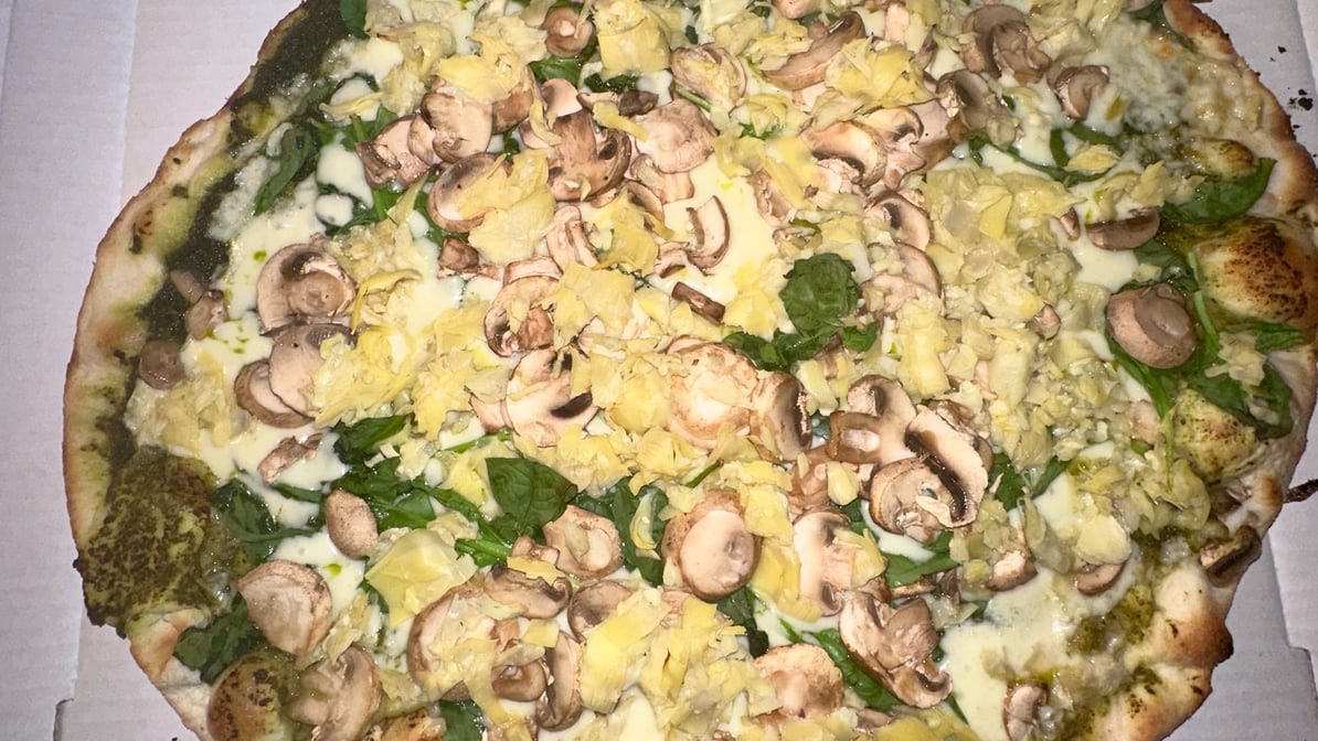 Lisa's Pizzeria by null