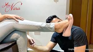 Foot fetish forum for the lovers of mature feet jpg x Mature foot fetish