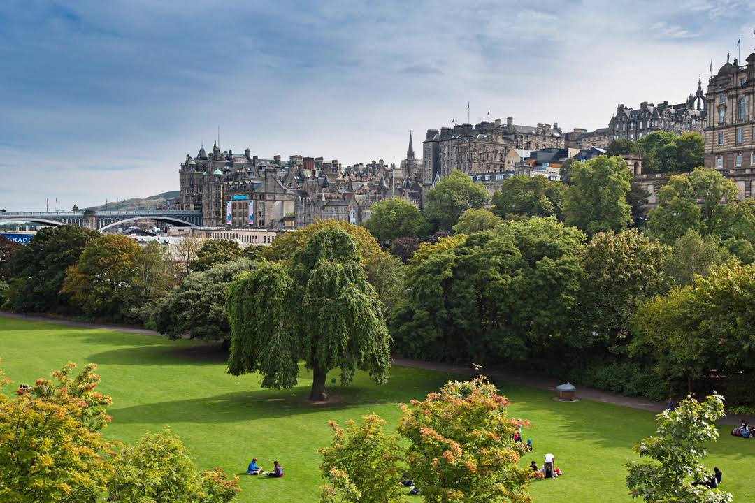 Princes Street Gardens by null