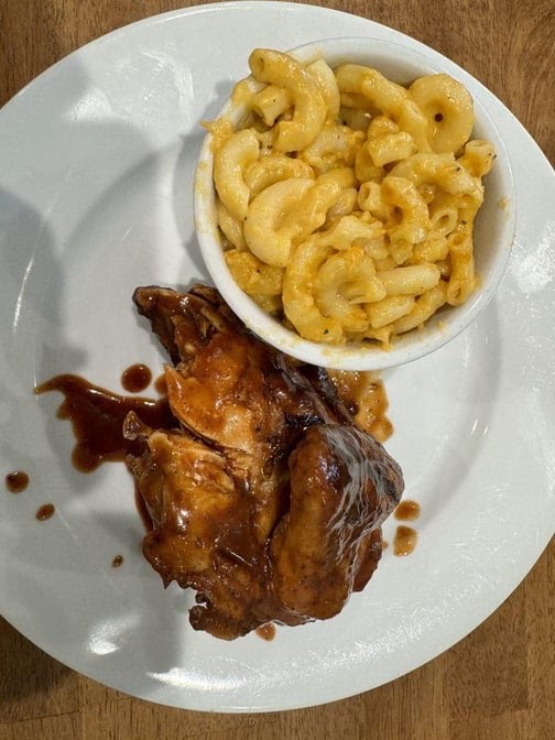 Les Sisters' Southern Kitchen by null